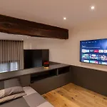 Luxury House In Marchesana 100 Mq *