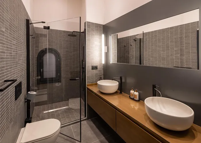 Luxury House In Marchesana 100 Mq *