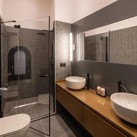 Luxury House In Marchesana 100 Mq *